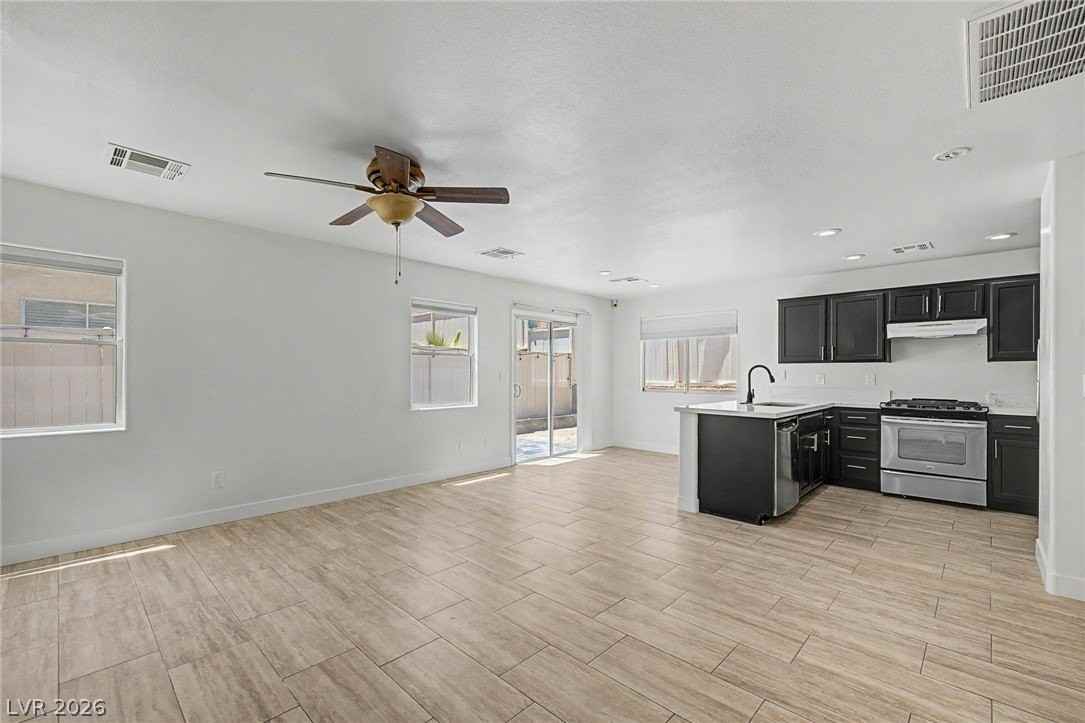 8168 New Leaf Ave - Photo 4 of 24