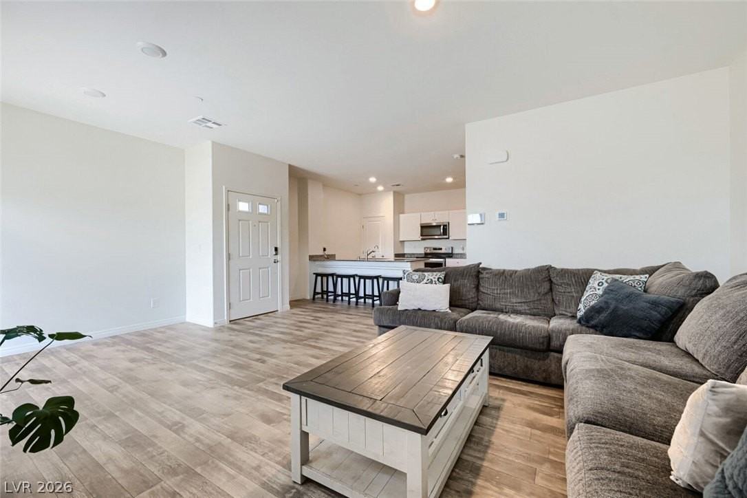 4277 Venus Falls Ave - Photo 6 of 29