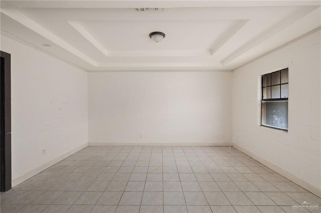 301 Elida St - Photo 4 of 15