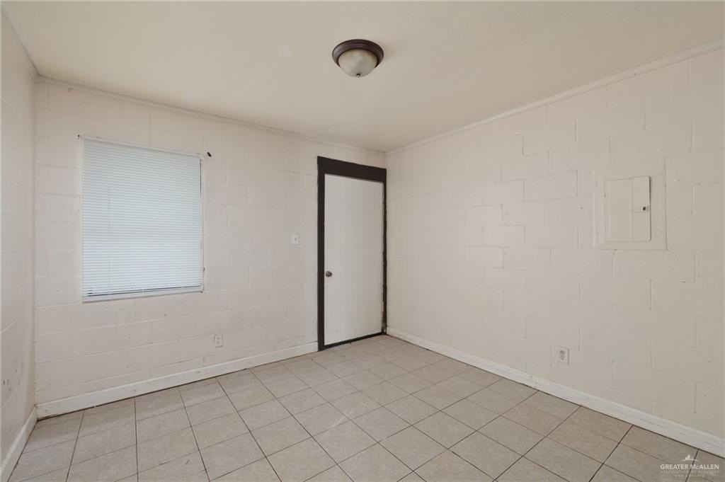 301 Elida St - Photo 6 of 15