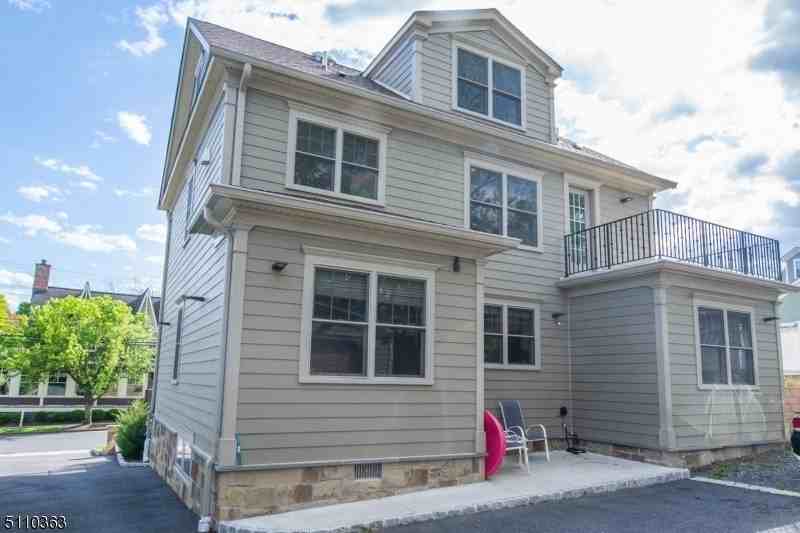 109 Springfield Ave - Photo 2 of 24