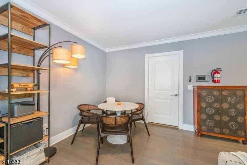 109 Springfield Ave - Photo 6 of 24