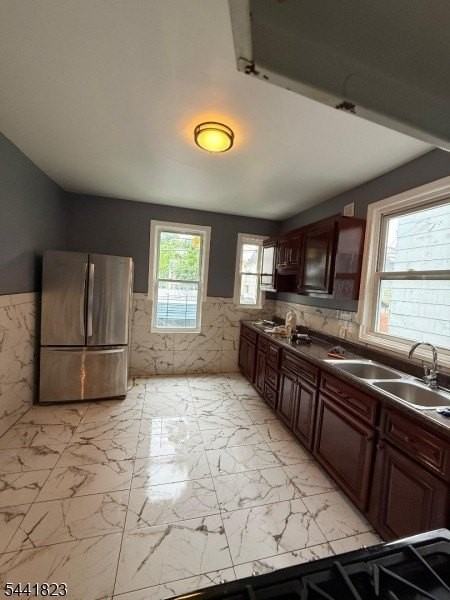 239 S Clinton St #1 - Photo 6 of 11