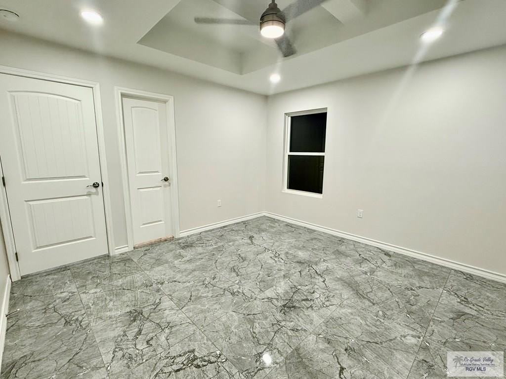 700 Tamarindo Ln - Photo 5 of 14