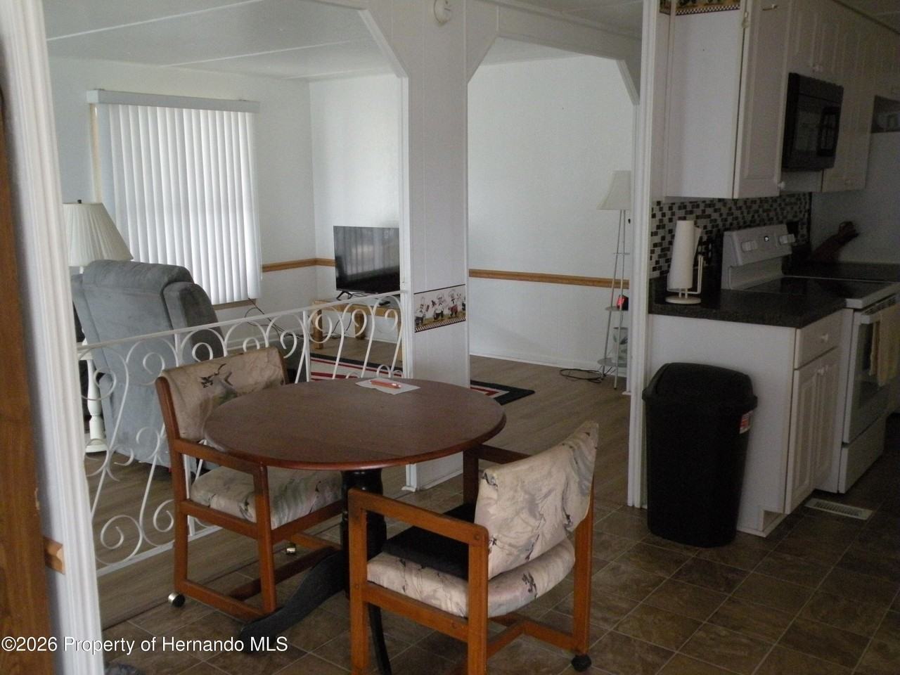12372 Conde Dr - Photo 5 of 23
