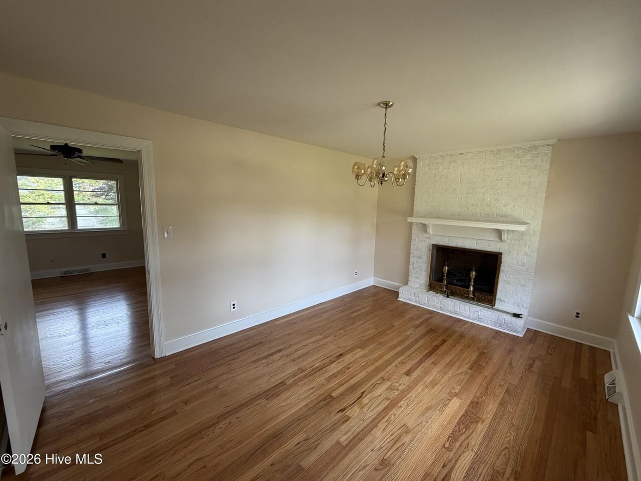 2510 Trull St Sw - Photo 6 of 11