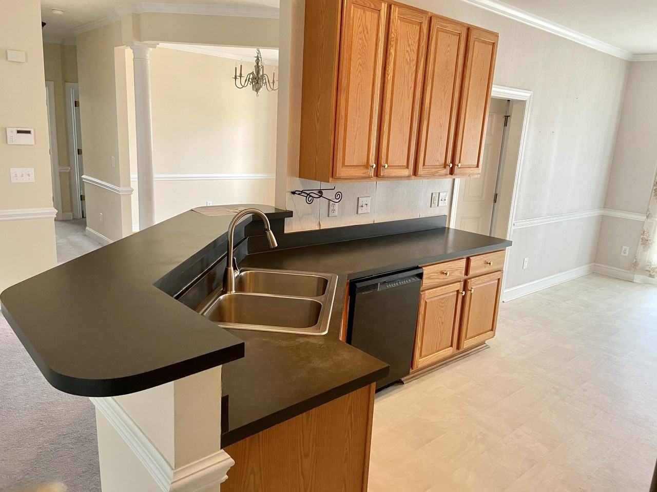 3719 Langston Blvd - Photo 5 of 10