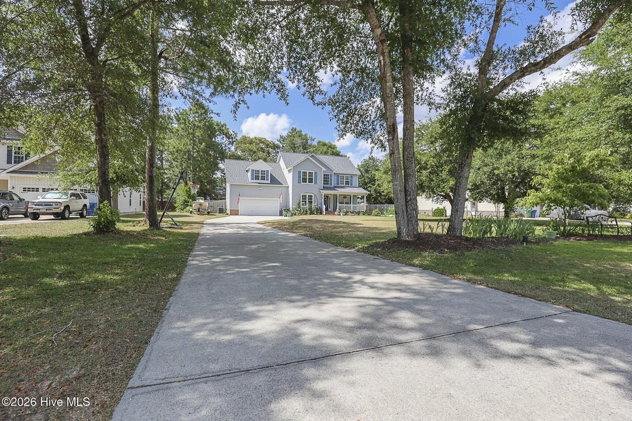 1636 Chadwick Shores Dr - Photo 2 of 44