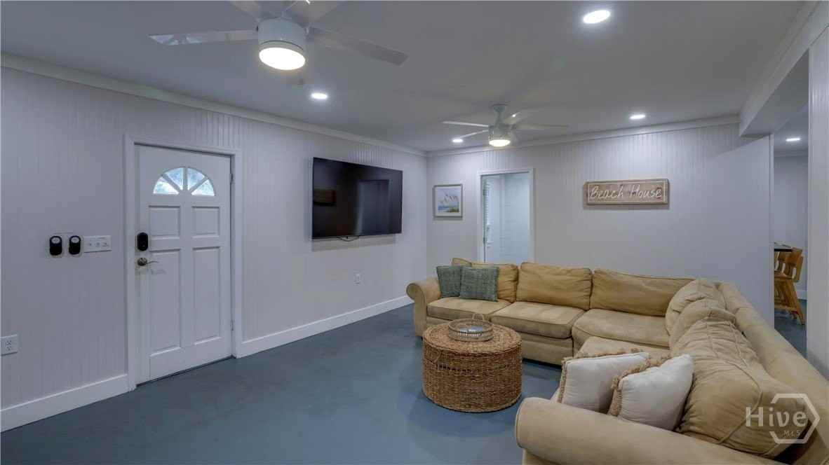 104 18th St #B - Photo 5 of 21