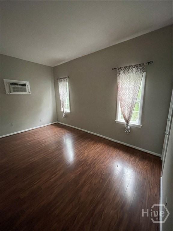 112 Houston St #6 - Photo 3 of 14