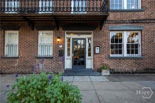 219 Abercorn St #F1 - Photo 1 of 1