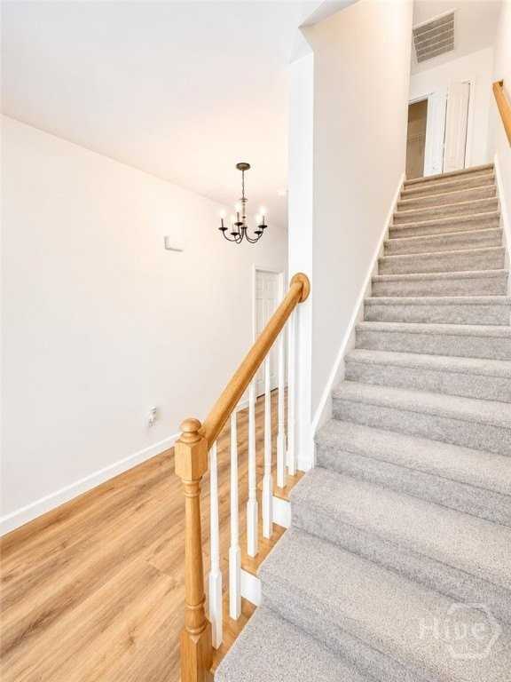 105 Orkney Rd - Photo 3 of 21