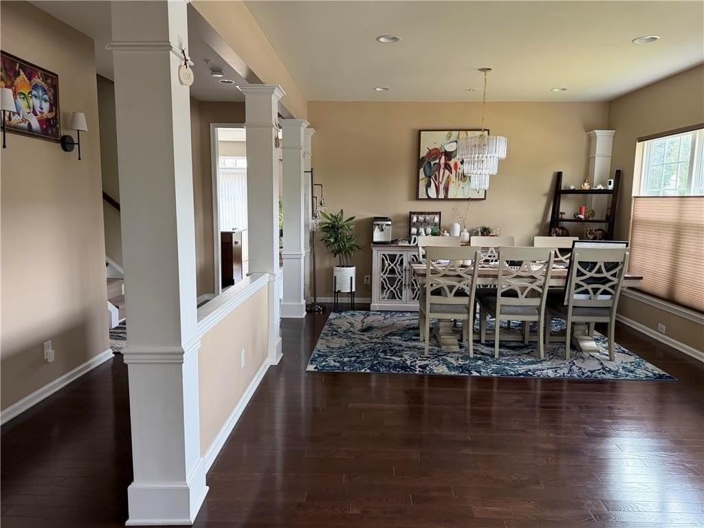 1428 Waterbury Rd - Photo 4 of 23