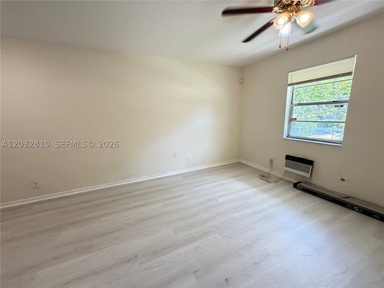 4801 Sw 18th St #2 - Photo 6 of 15