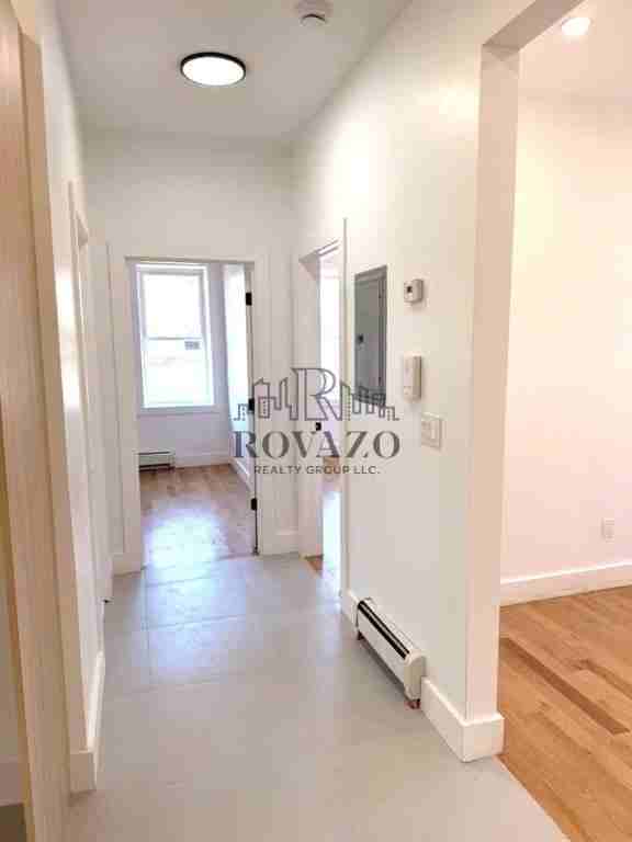 90 Ingraham Pl #1LB - Photo 3 of 8