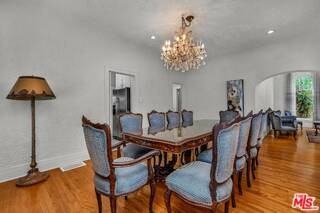 10736 Ashton Ave - Photo 6 of 8