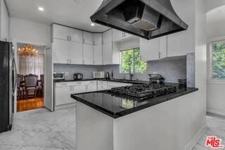 10736 Ashton Ave - Photo 7 of 8