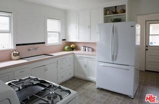 3621 Greenfield Ave - Photo 7 of 8