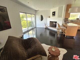 12913 Gilmore Ave - Photo 6 of 8