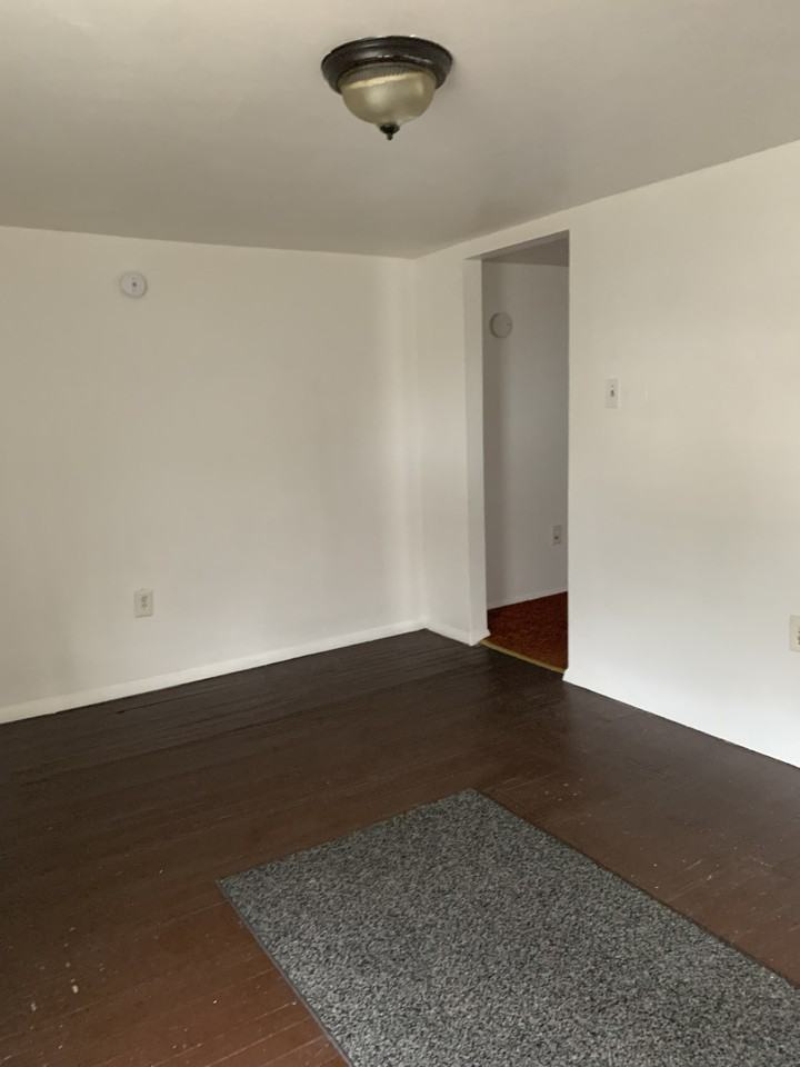 11 Warner St 2nd Fl #2ndFL - Photo 5 of 10