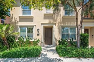 75 Emerald Clover - Photo 1 of 1
