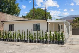 2057 E Villa St - Photo 1 of 1
