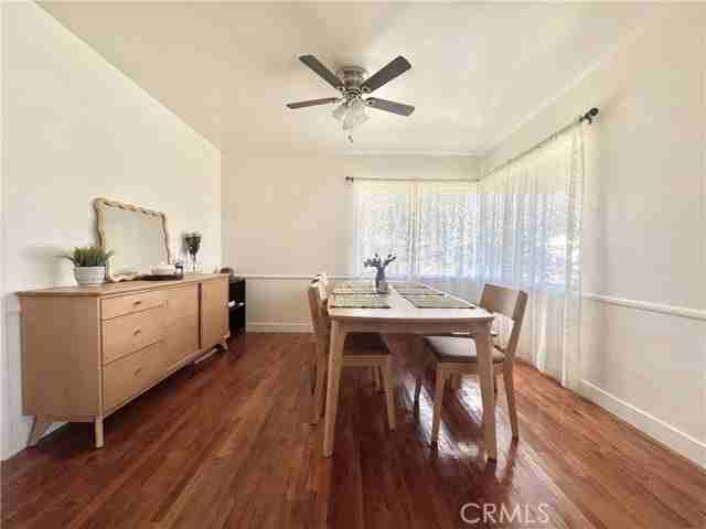 729 N California St - Photo 6 of 8
