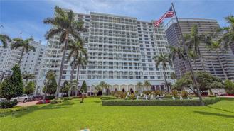 9801 Collins Ave #3U - Photo 1 of 1