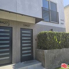 14427 Tiara St - Photo 2 of 8
