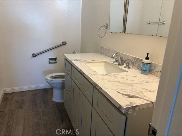 1424 W 170th St - Photo 5 of 7
