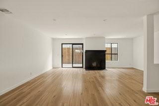 2020 Delaware Ave #7 - Photo 3 of 8