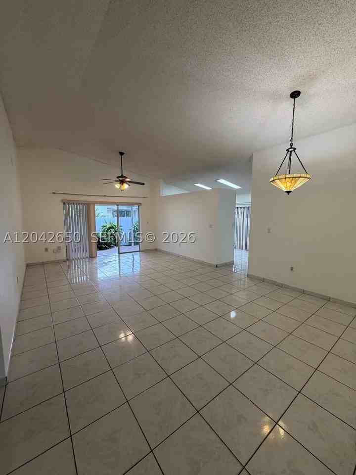 19058 Nw 77th Pl #0 - Photo 3 of 39