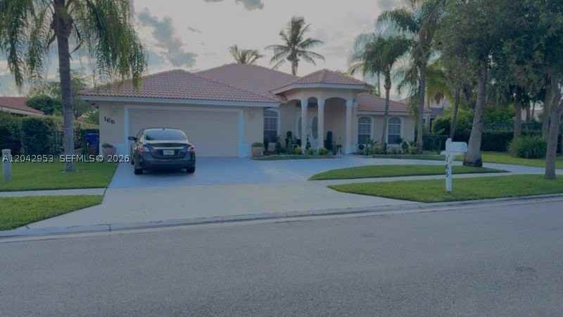 165 Cypress Trce #NONE - Photo 2 of 47