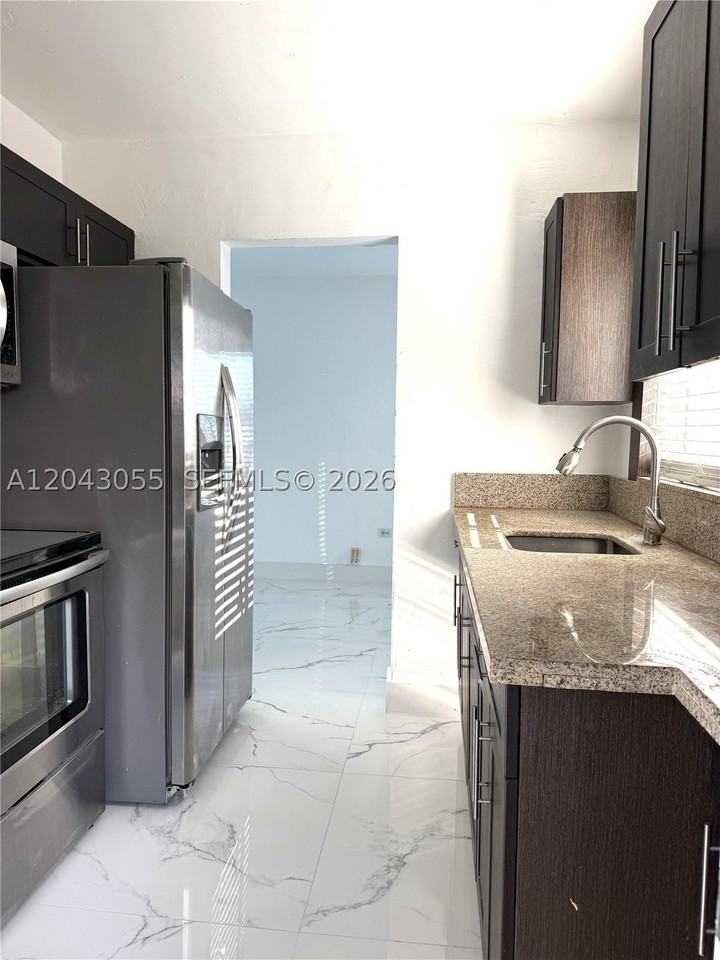 1738 Marseille Dr #4 - Photo 2 of 8