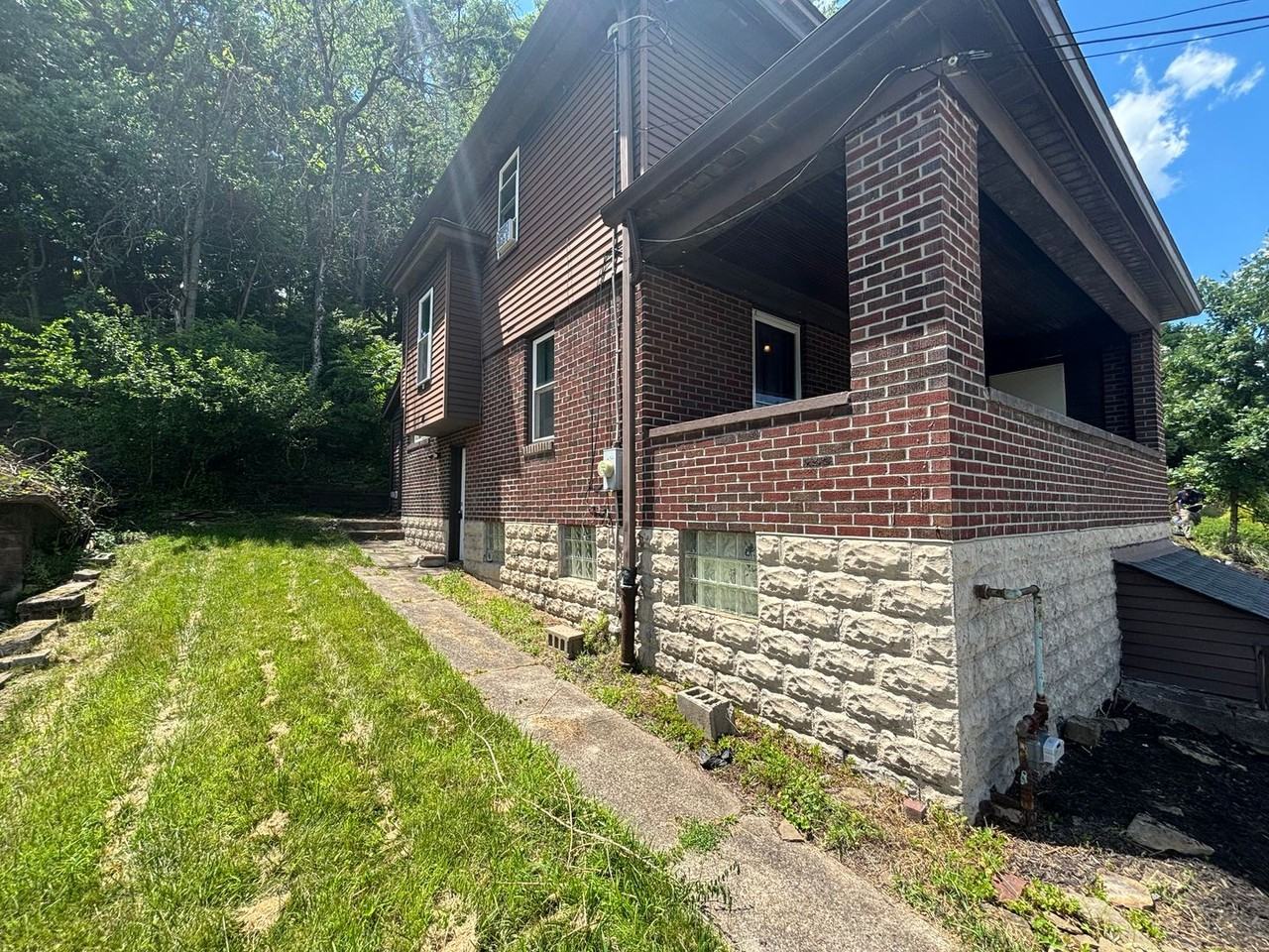119 Grant Ave - Photo 5 of 21
