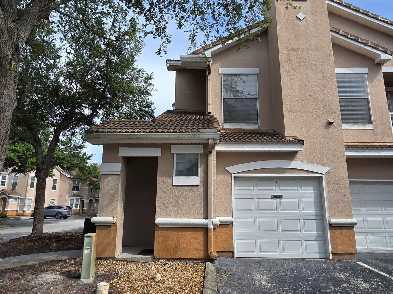 10526 Villa Creek Dr - Photo 3 of 10