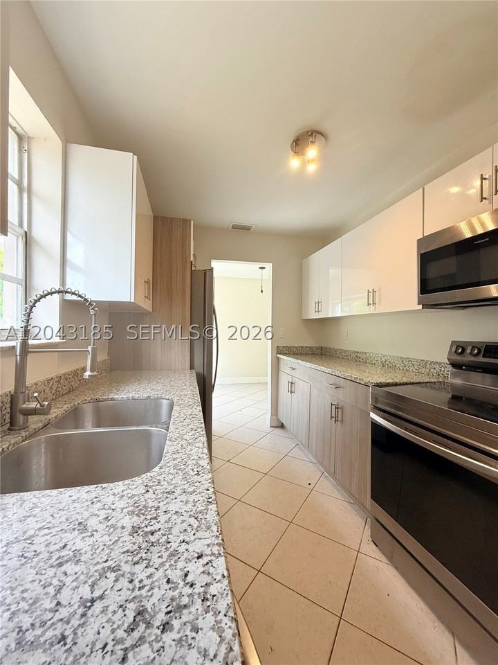 14330 Sw 289th St #0 - Photo 4 of 16