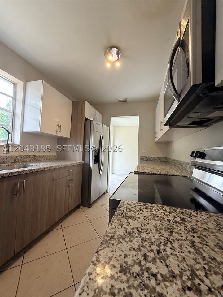 14330 Sw 289th St #0 - Photo 7 of 16