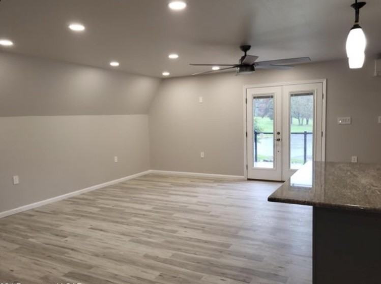 452 Lake Catalpa Rd #1 - Photo 2 of 18