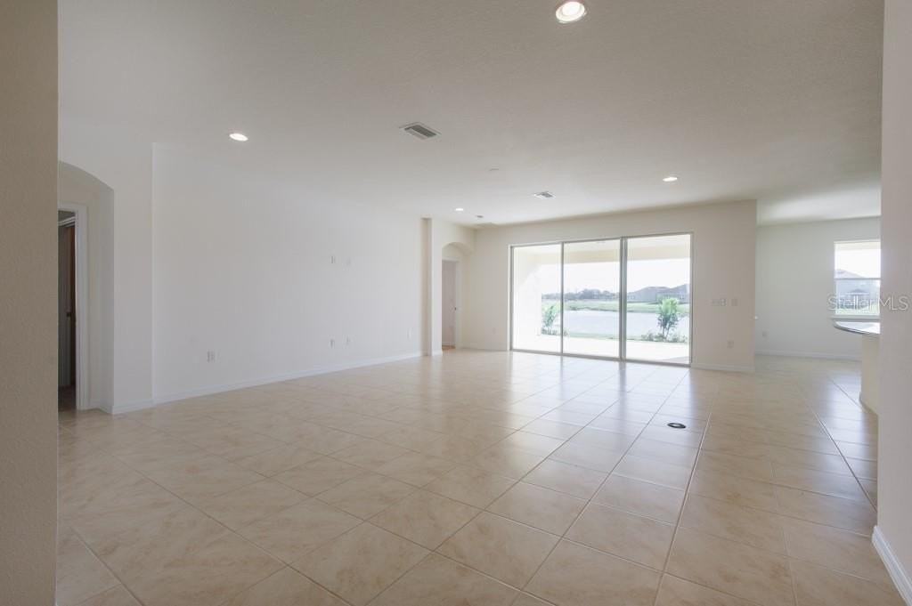 15543 Trinity Fall Way - Photo 6 of 11