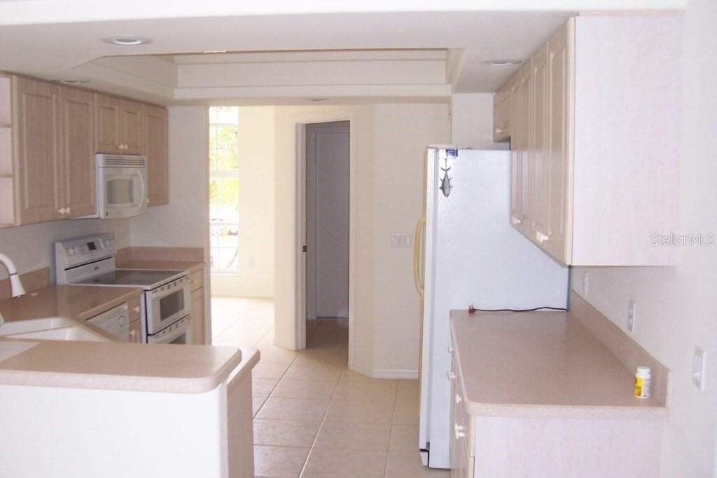 4228 Chiffon Ln - Photo 7 of 23