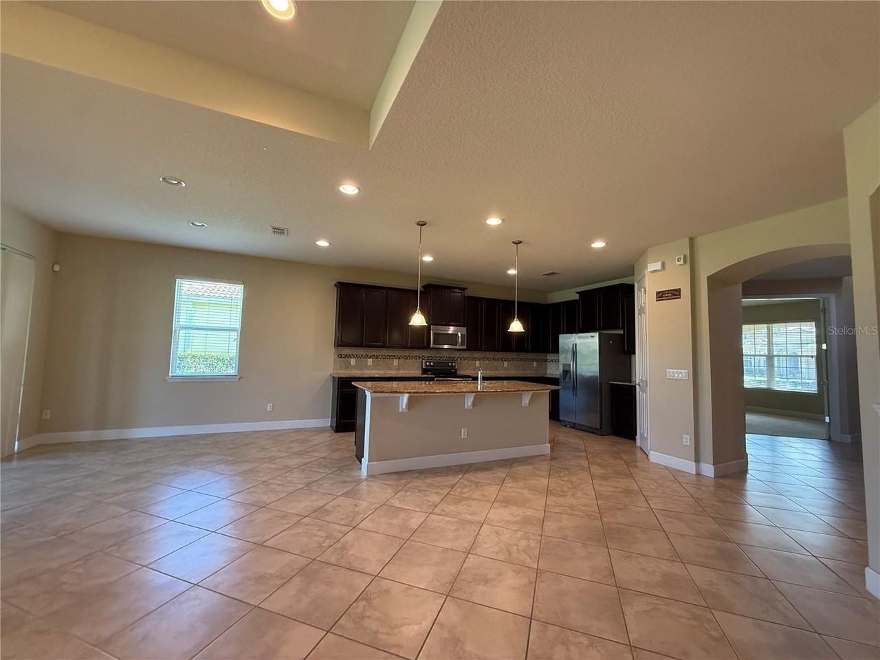 11934 Xenia Ln - Photo 7 of 40