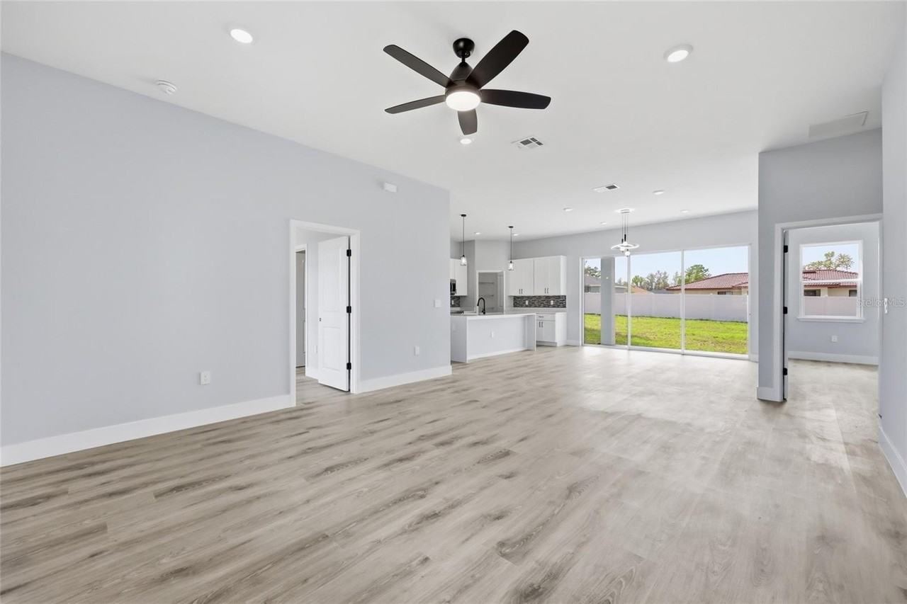 4444 Sw 151st Pl - Photo 5 of 43