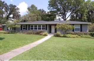1207 Se 15th St - Photo 1 of 1