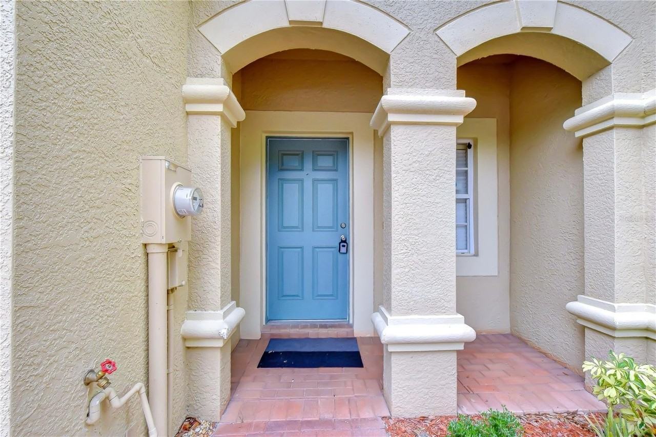 17449 Stinchar Dr - Photo 4 of 50