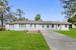 featured image of 633 Keller St