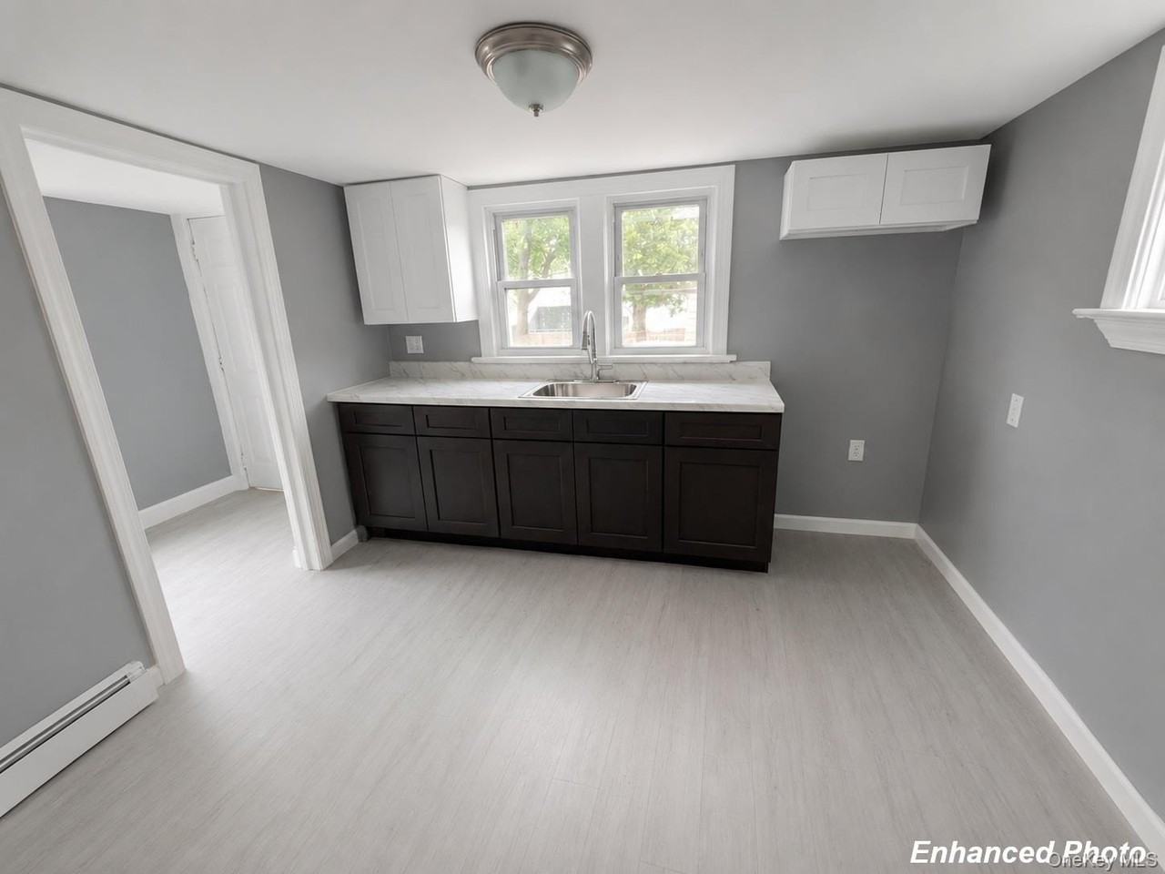 10 Norris St - Photo 3 of 16