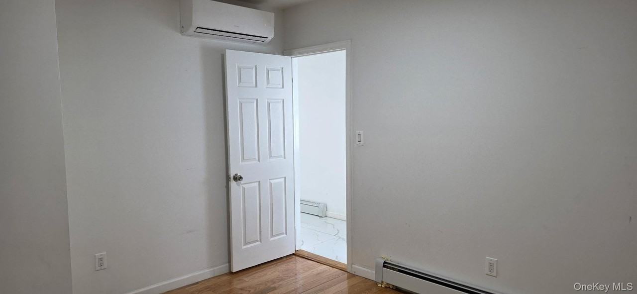 4557 149th St #1stFL - Photo 7 of 11