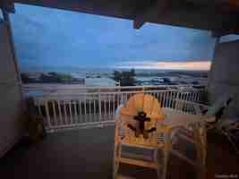 featured image of 830 Shore Rd #2S