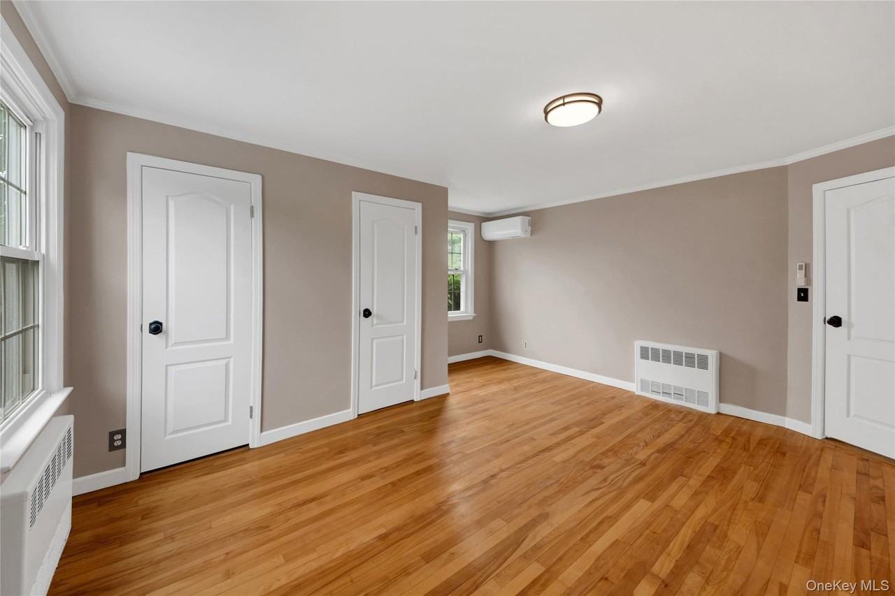 9 Virginia St #2 - Photo 4 of 11